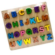 puzzle-lemn-incastru-litere-mari